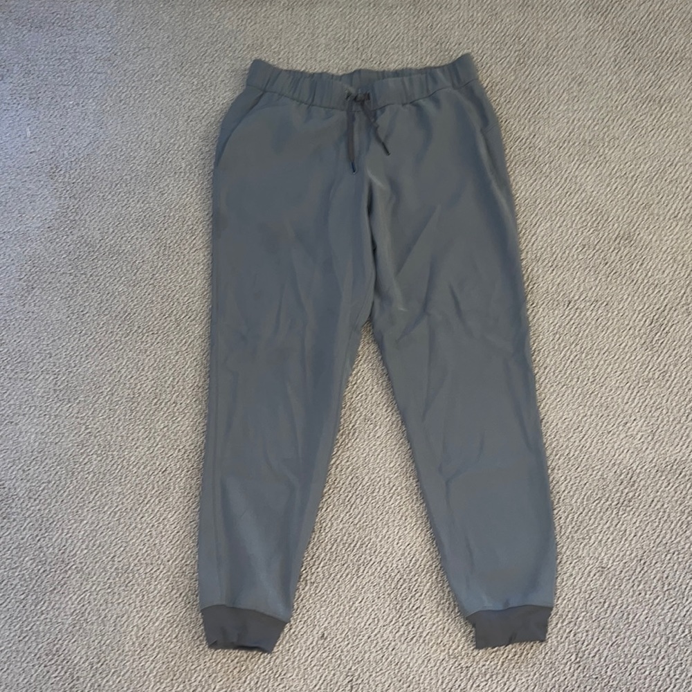Lululemon Joggers - Size 8